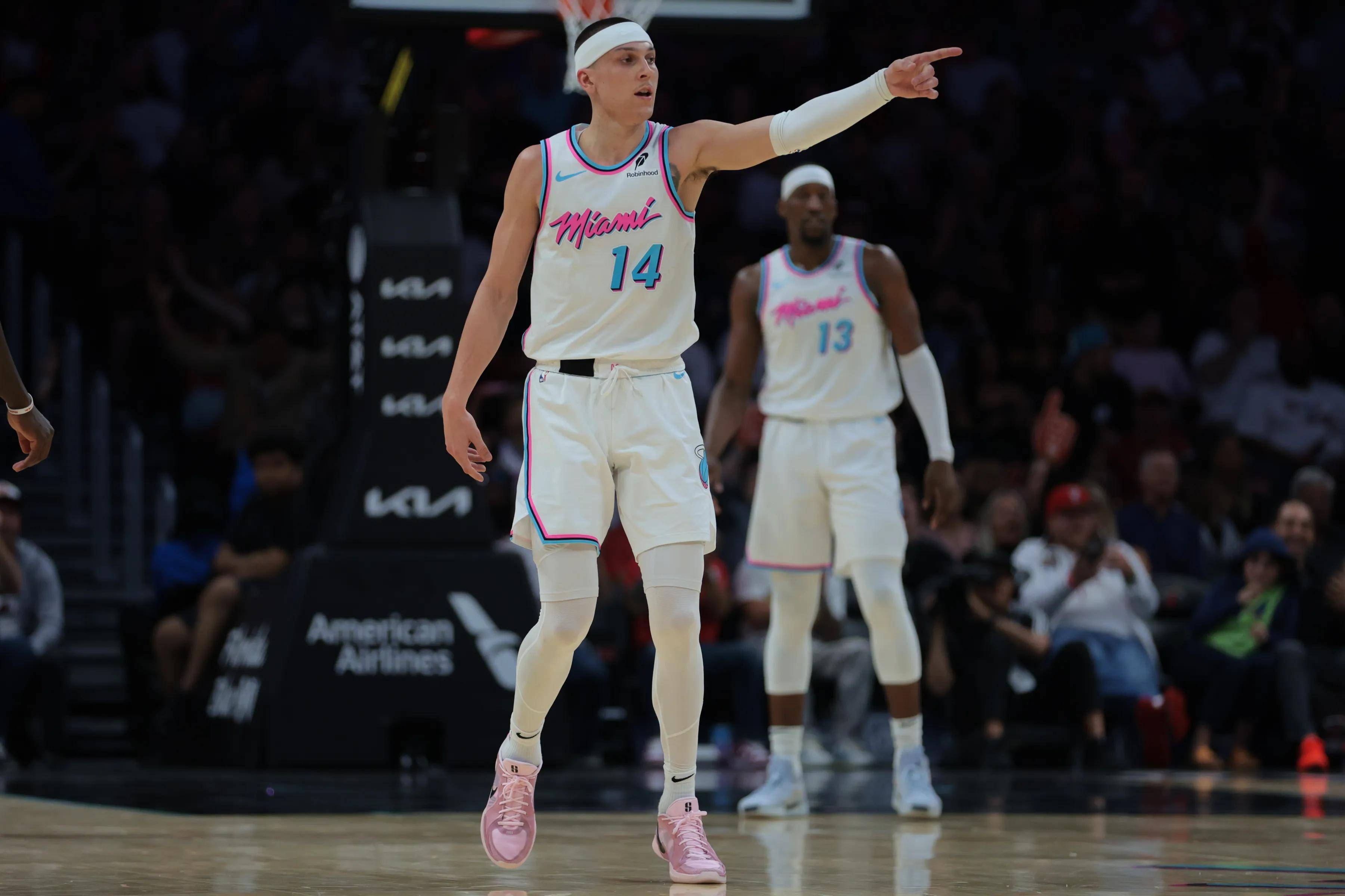 巴特勒爆发新星,状态爆棚刷新纪录,老鹰球队迎来希望! 巴特勒爆发新星,状态爆棚刷新纪录,老鹰球队迎来希望!